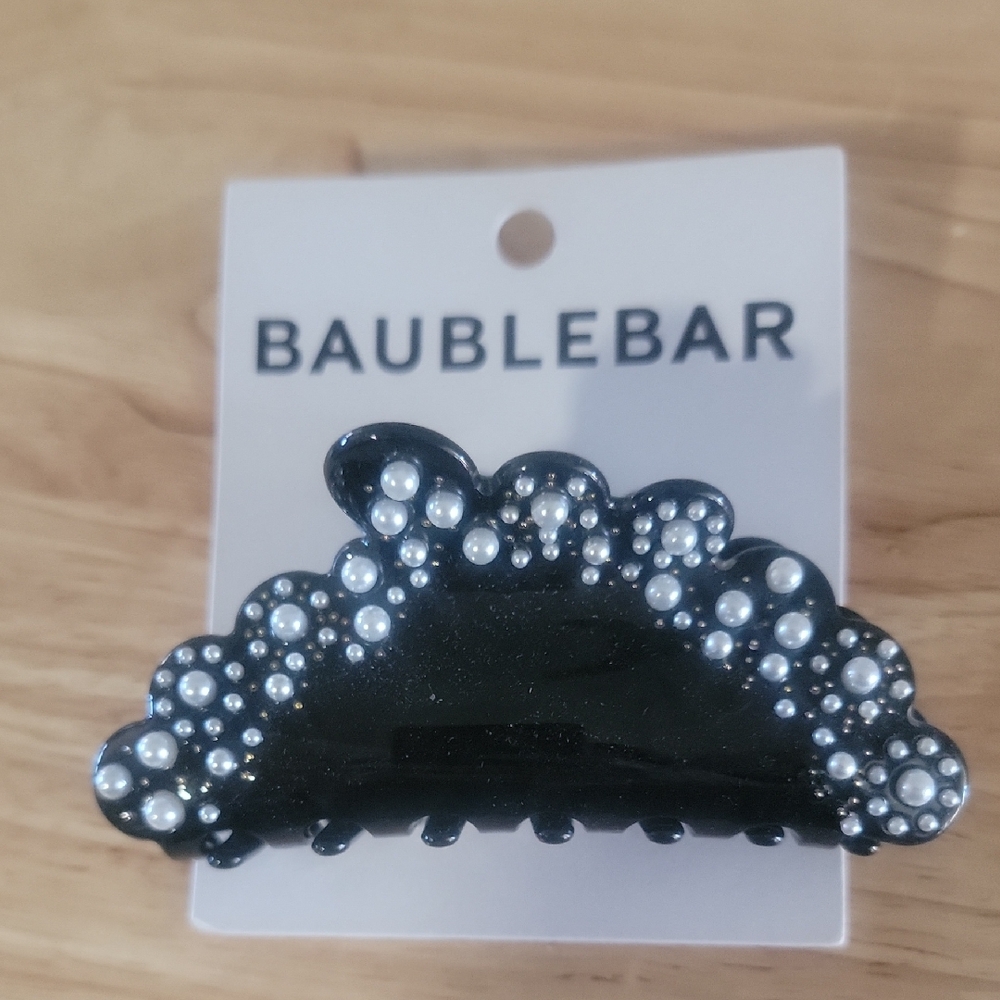 BaubleBar Black and White Pearl Hair Clip